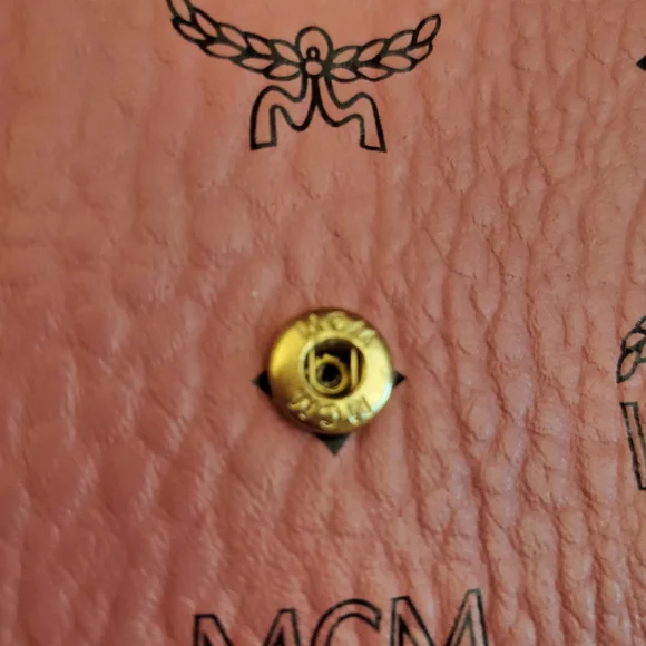 MCM Pink Or Congac Visetos Envelope Clutch Handbag, Size 8½"x5½" - Picture 12 of 13